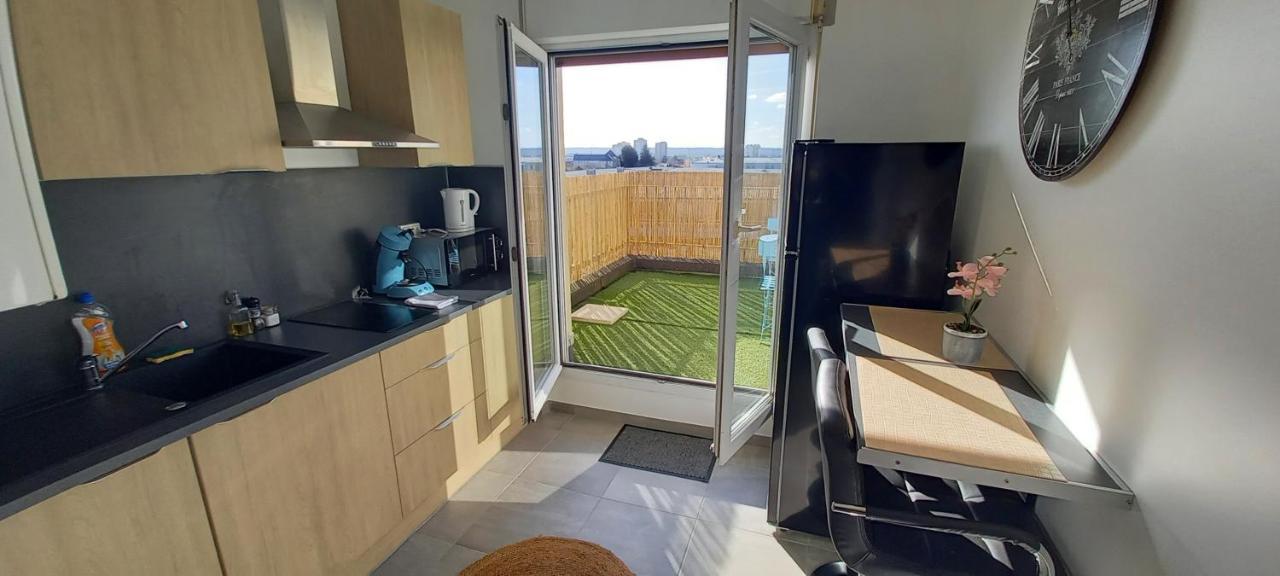 Le Belvedere Dernier Etage Avec Terrasse Wifi Fibre Appartement Tarbes Buitenkant foto